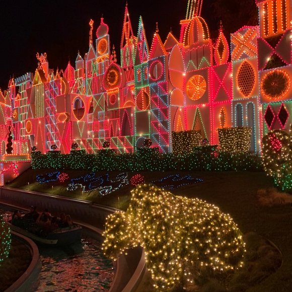 Meet your Posher, Lisa - Picture 1 of 1